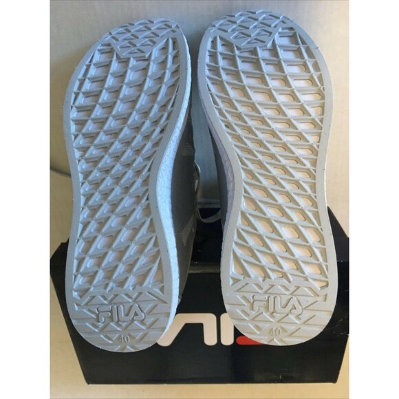 NIB Fila Women Sneakers Shoes Gray Lace Up Luxembourg Size 40 ( US 8) - Picture 7 of 9